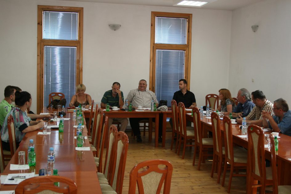 Održana debata u Srebrenici o lokalnim radio stanicama
