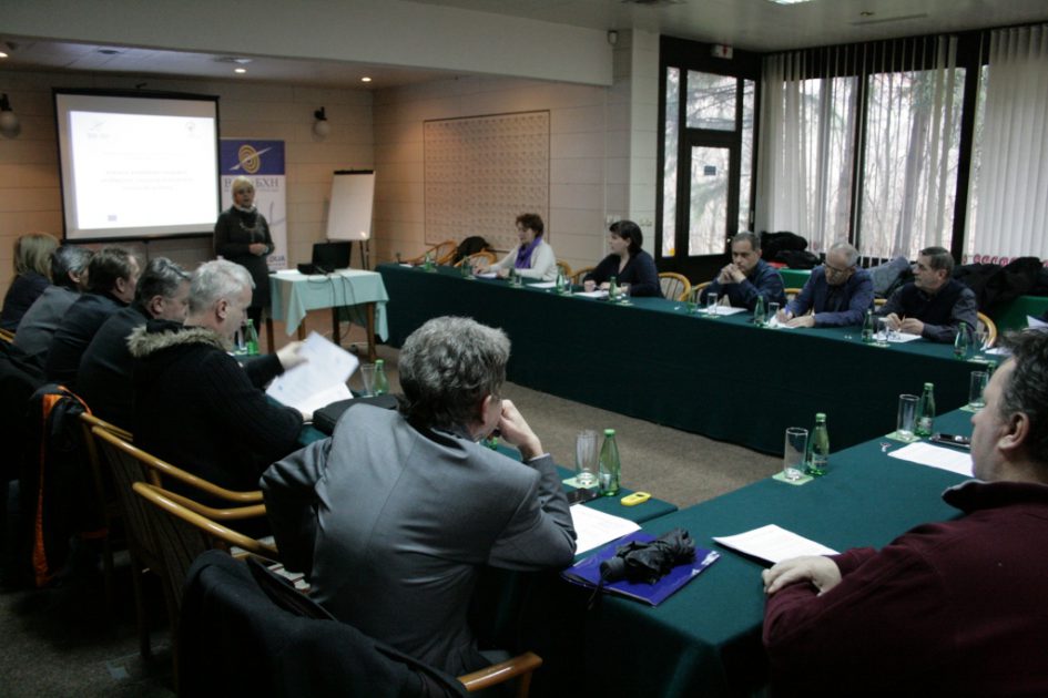 Dogovorena saradnja i zajedničko djelovanje medijskih sindikata na okruglom stolu u Sarajevu