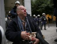 Novinar u Atini brutalno napadnut
