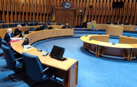 Zbog stanja u pravosuđu novinari se osjećaju nesigurno i nezaštićeno