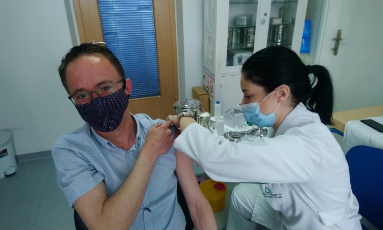 Zenica-Doboj Canton vaccinates journalists and media workers