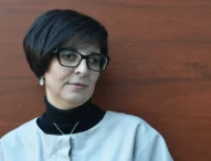 ZAŠTO NOVINARI NE TREBAJU BITI SLUŽBENE OSOBE