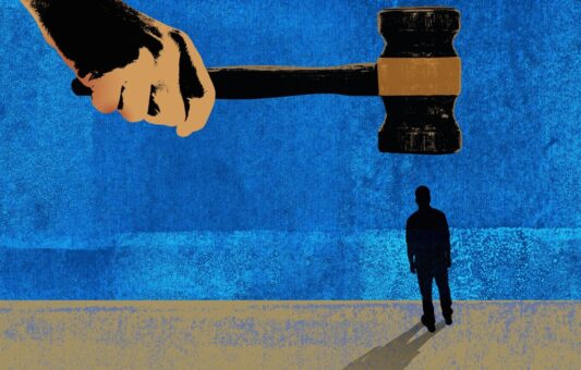 NOVINARU SE ZA SLAPP SUDI I U SUDNICI I U JAVNOSTI: Kako se priča o korupciji spinuje i prebacuje na onog ko je o tome pisao