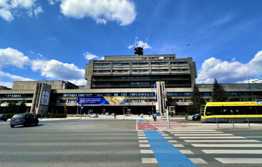 “Ne gasite BHRT”: Specijalna emisija o budućnosti BHRT-a, večeras u 20:00 sati